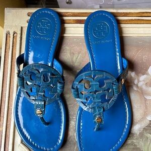 Iconic Tori sandals
